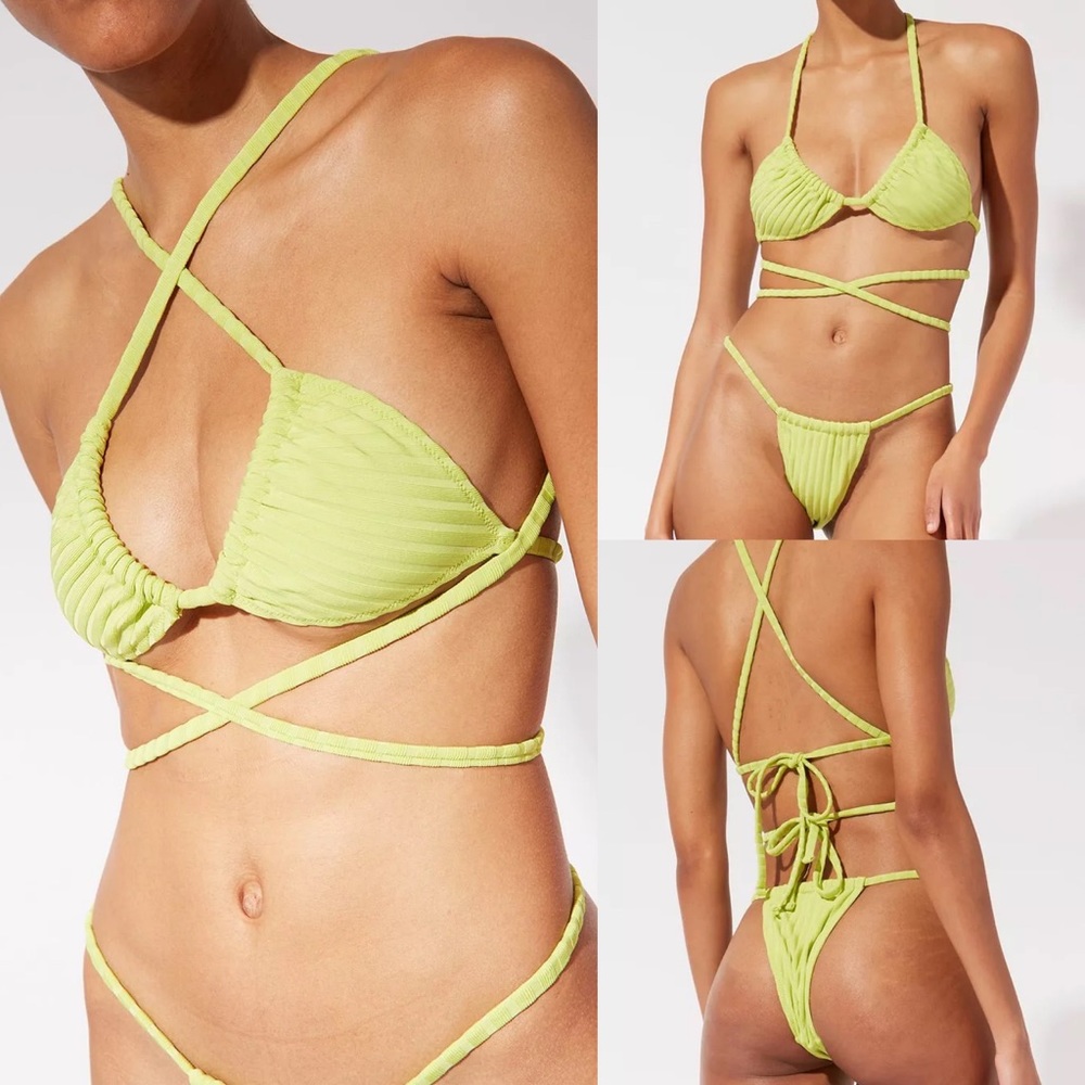 Solid & Striped Raine Bikini Set Med Multi-Way Triangle Top & Brazilian Bottom